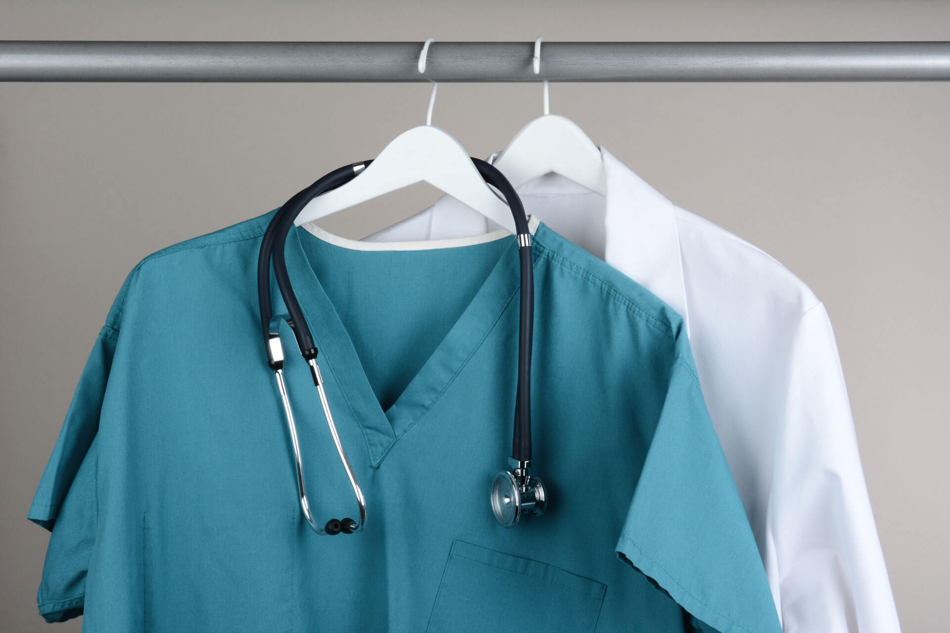 Scrubs and draps by PVMEDIPOINT