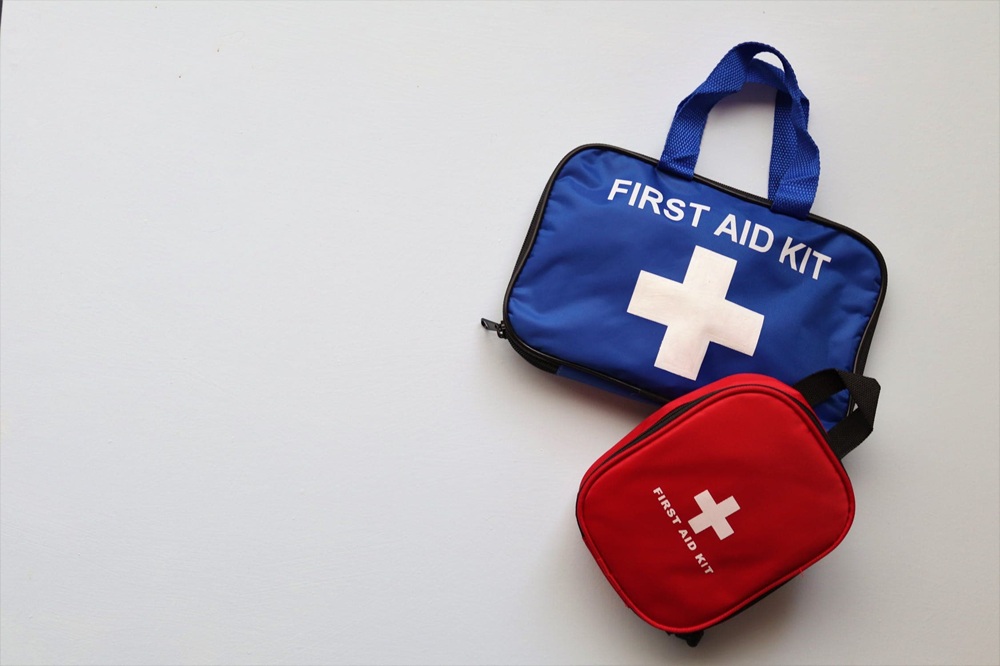 First Aid Kit by PVMEDIPOINT